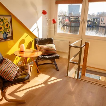Houseboat Studio With Canalview And Free Bikes Ámsterdam Exterior foto